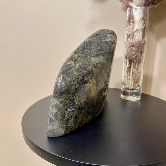 Huge 7+ Pound Labradorite Crystal Free Form with Electric Blue Flash - Picture 10 of 10